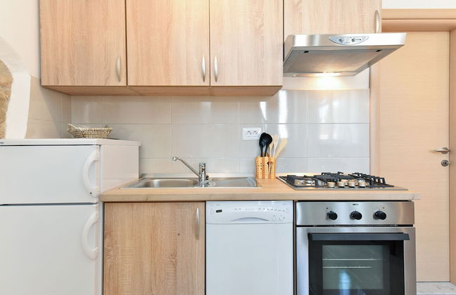 House 1735 - Photo 15