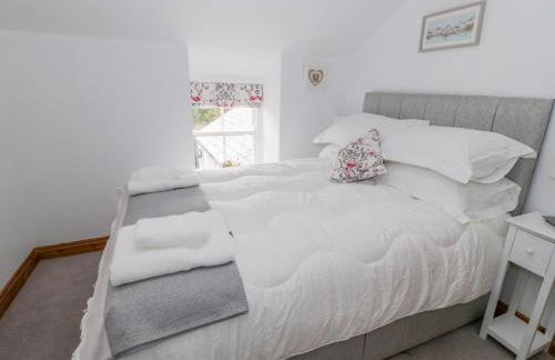 Bryn Haf, New Street - Photo 20