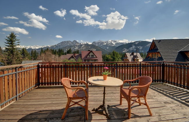 Willa Serafin - Photo 74