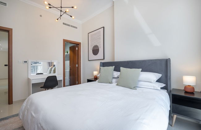 Luxe Apartments near Dubai Mall, Burj Khalifa - Pool, Gym, & Parking by Sojo Stay - Photo 40