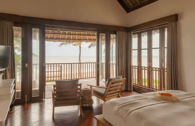 Sound of the Sea Villa - Photo 5