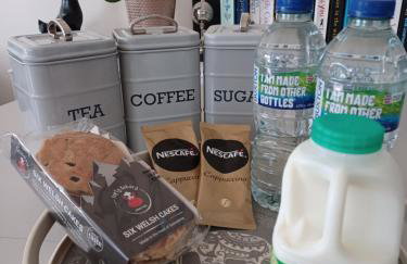 Lovely 1 bedroom basement apartment with stunning views - Foto 3