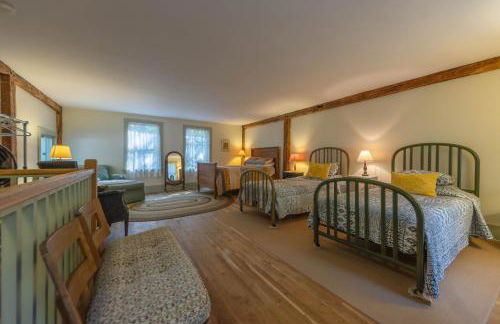 Walking distance to Lake Michigan! Cozy Cottage - Foto 14