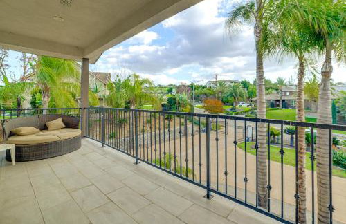 Expansive Riverside Mansion! Luxe, Family Friendly - Foto 29