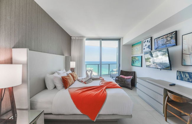 Luxury Beachfront Condos in Hollywood - Foto 14