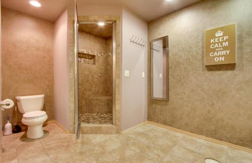 Spacious Canyon Ferry Lake House with Bar and Views! - Foto 31