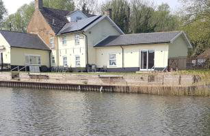 Cottage - Sleeps 3, Parking & Fishing - Foto 3