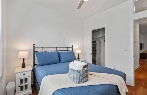 Charming Duplex Retreat in Old Town Manchester, VA - Foto 17