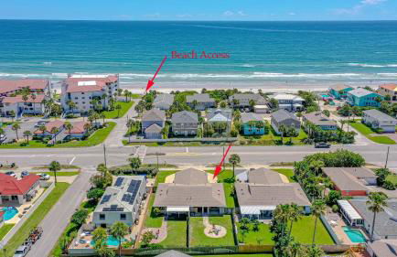 Dog Friendly Home wPrivate Fenced Yard, Garage & Fire Pit STEPS to the Beach! - Foto 22