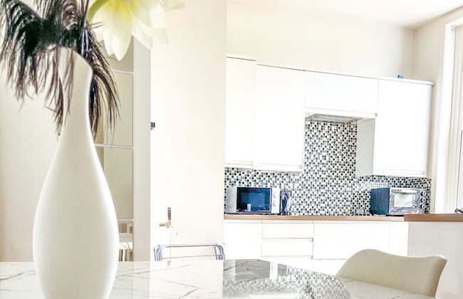 London 2-bed Apartment in Herbert Road - Foto 9