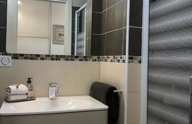 T2 Classé avec garage Centre ville et plage à 300 m ,Clim Wifi - Foto 13