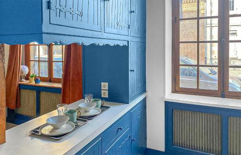 2 Bedroom Nice Apartment In Les Andelys - Foto 5