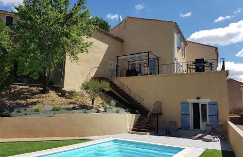 Peaceful Poolside Escape - Foto 34