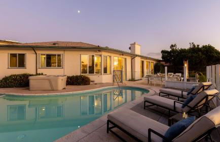 Vista by Avantstay Stunning Estate w/ Views of the Pacific Ocean Pool & Spa - Photo 62