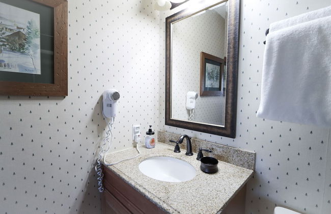 Whisk Away to Winter Park! 2 BDR 5 Min From Skiing - Photo 17