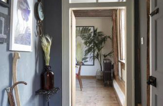 Farmhouse in Suffolk with wild swimming & hot tub - Photo 35