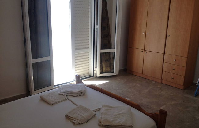 Sea View And Mountain View Apartment For 4 People - Photo 6