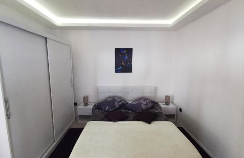 Holiday Apartment Lira jacuzzi - sea view- terrace - Foto 22