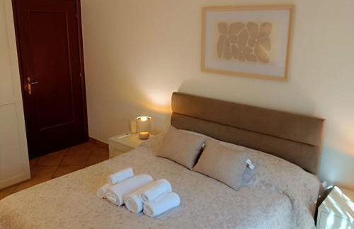 RESIDENZA AURORA - bright spacious House with Garden & outdoor Patio - Ardea - Tor San Lorenzo - Foto 13