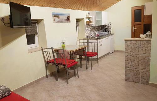 Diana Holiday Home - Foto 16