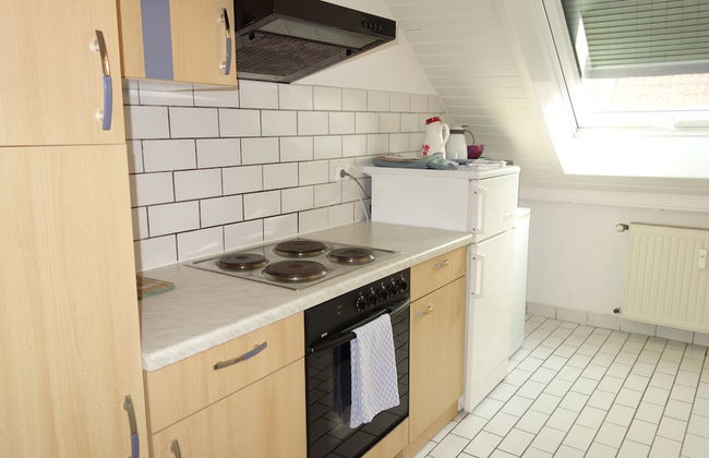 Tolstov-Hotels Generous 3 Room Apartment - Photo 19