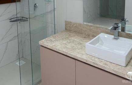 Luxuoso apartamento de 3 suítes frente rua torta - Foto 13