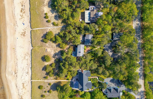 Bayview Beach Cottage For 4! - Photo 48