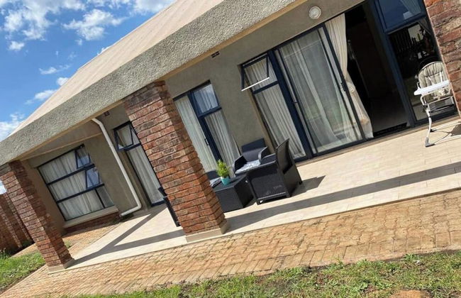 Remarkable 2-bed Apartment in Harare - Photo 12