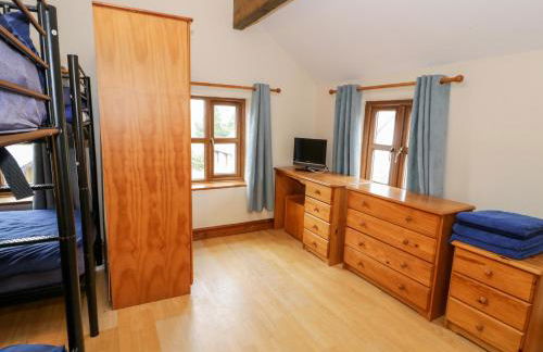 Ddol Helyg Farmhouse - Photo 38