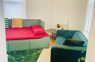 Cozy Cottage - Photo 9