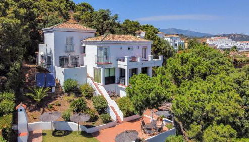 Hanami Casa Saradan - Photo 2