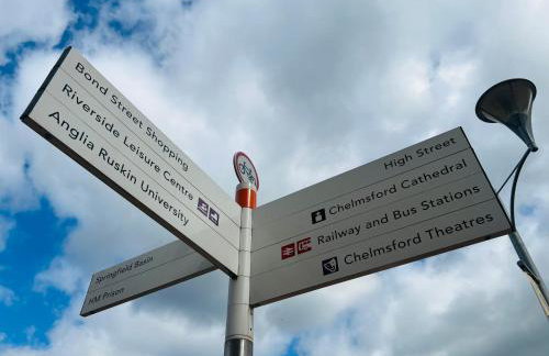 Chelmsford City Centre Modern Duplex With Parking, Wi-Fi & Netflix - Foto 49