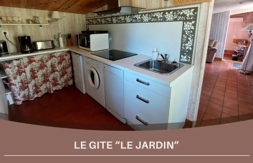 La Belle Epoque Sansac de Marmiesse - 4 Gites de 2 à 6 personnes - Petit Dej - 15 minutes d'Aurillac - Cantal - Foto 32