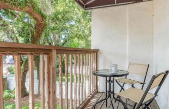 Modern DT Home-King size Bed-Patios-Long Stays-WiFi - Foto 48