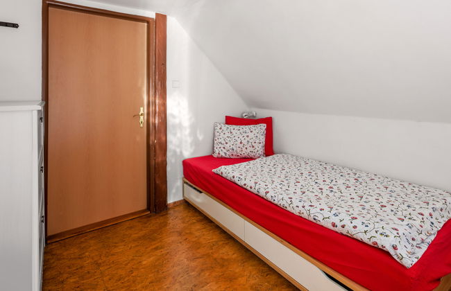 Kovářská - Foto 13