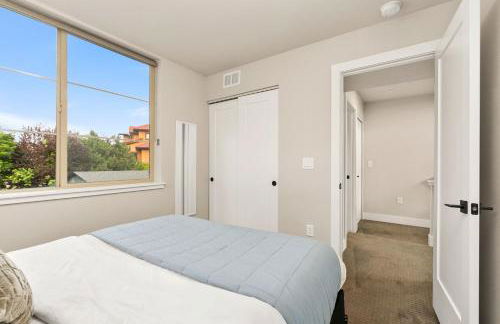 Old Town Modern New Build - Rooftop Spa with Mtn Views! - Foto 35