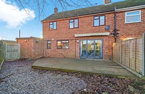 Spacious 3BED Home in Rugby - Ideal for Groups - Foto 5