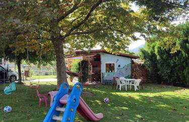 Η Αυλή - Photo 7