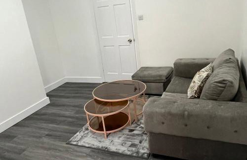 2 Bed Flat - Sleeps 3 - Parking - Wifi - Foto 7