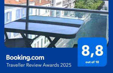 Superbe STUDIO (28m2) avec terrasse / vue TOUR EIFFEL / PUTEAUX - Foto 2