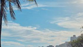 Apartamento Pé na Areia Enseada Guarujá - Foto 2