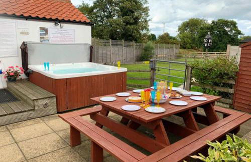 Manor Farm Holiday Cottages - Foto 10