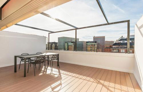 Penthouse with Terrace near Gran Via and Camp Nou - Foto 3