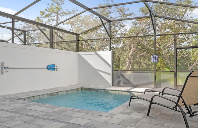 Modern 4BR Family Home With Private Pool - Photo 20