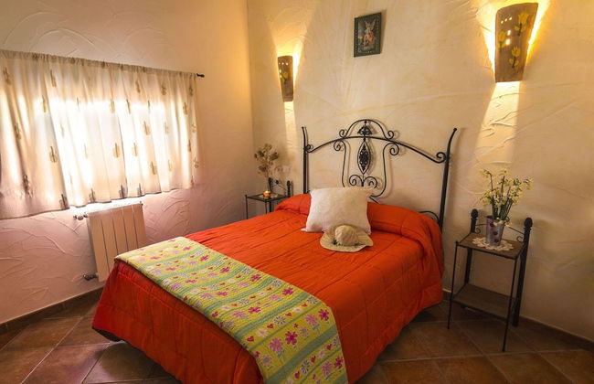 Mountain Getaway in Laroya - Photo 5