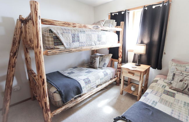 Lookout Lodge An Extraordinary Escape for 10! - Photo 10