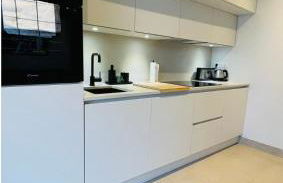 Refait à neuf Standing bord de plage et piscine Proche de St Trop - Foto 19