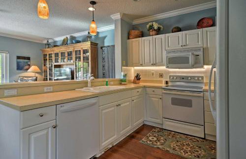 Walk to Shore: Holmes Beach Home w/ Pool & Hot Tub - Foto 9