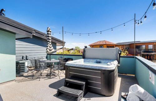 Swanky Townhome Near Old Town, Breweries and River - Foto 63