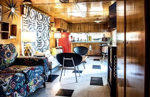 Unique Vintage Airstream Fully Restored in Texas - Foto 15